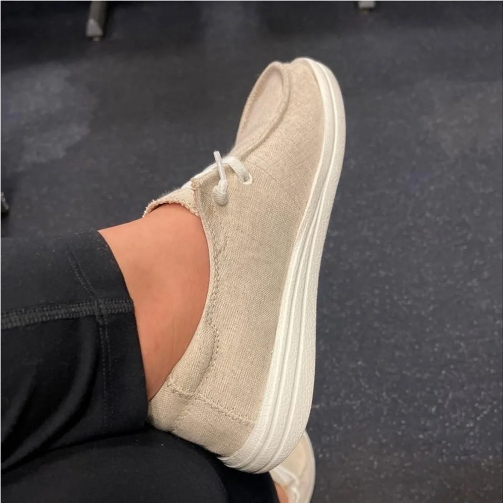 Mad Love Women's Lizzy Sneakers - Tan